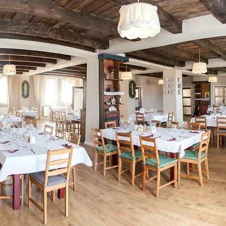 Hotel Kastel Transylvania 3*